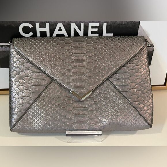 Stella & Dot Silver Embossed Snakeskin Clutch Metallic Envelope Evening Bag - Picture 9 of 9
